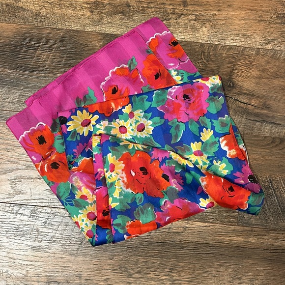 Vintage Bright Silk Long Scarf Poppies Daisies and Stripes - Picture 3 of 6